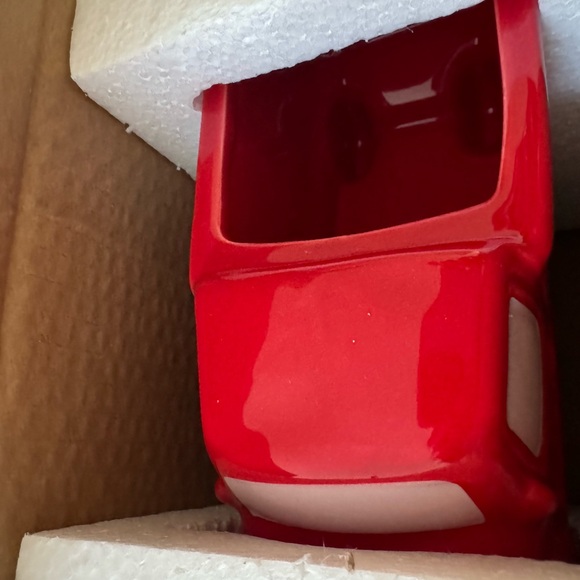 Patriotic Rae Dunn Red Truck America Table Decor Plant Holder new with box - Picture 9 of 16